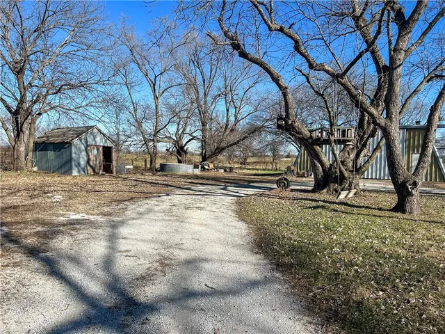 $349,000 | 20340 Highway 52, Pleasanton, KS 66075