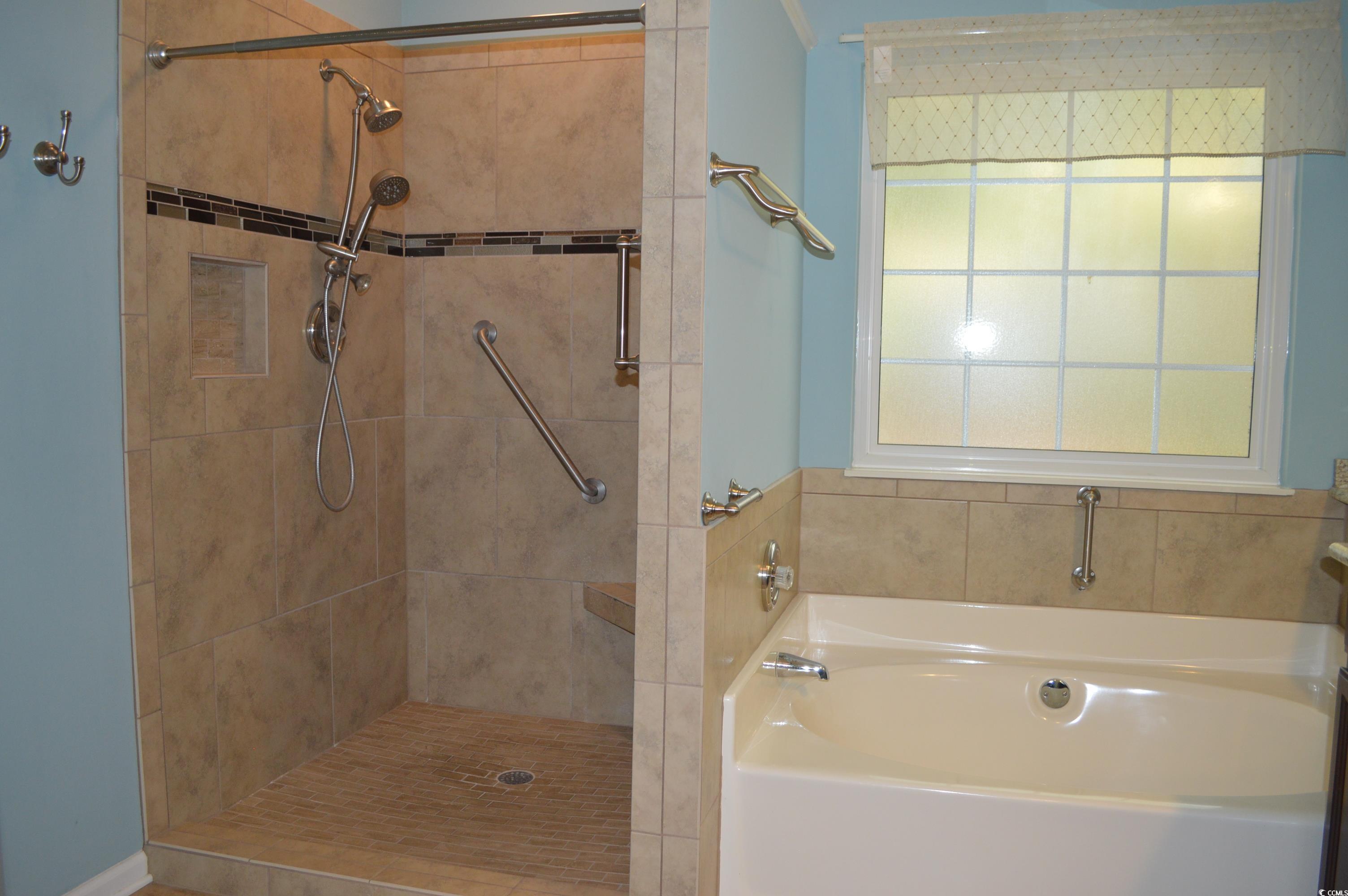 2304 Blackbird Court Murrells Inlet, SC 29576 - Photo 17 of 34 Gallery Image 17