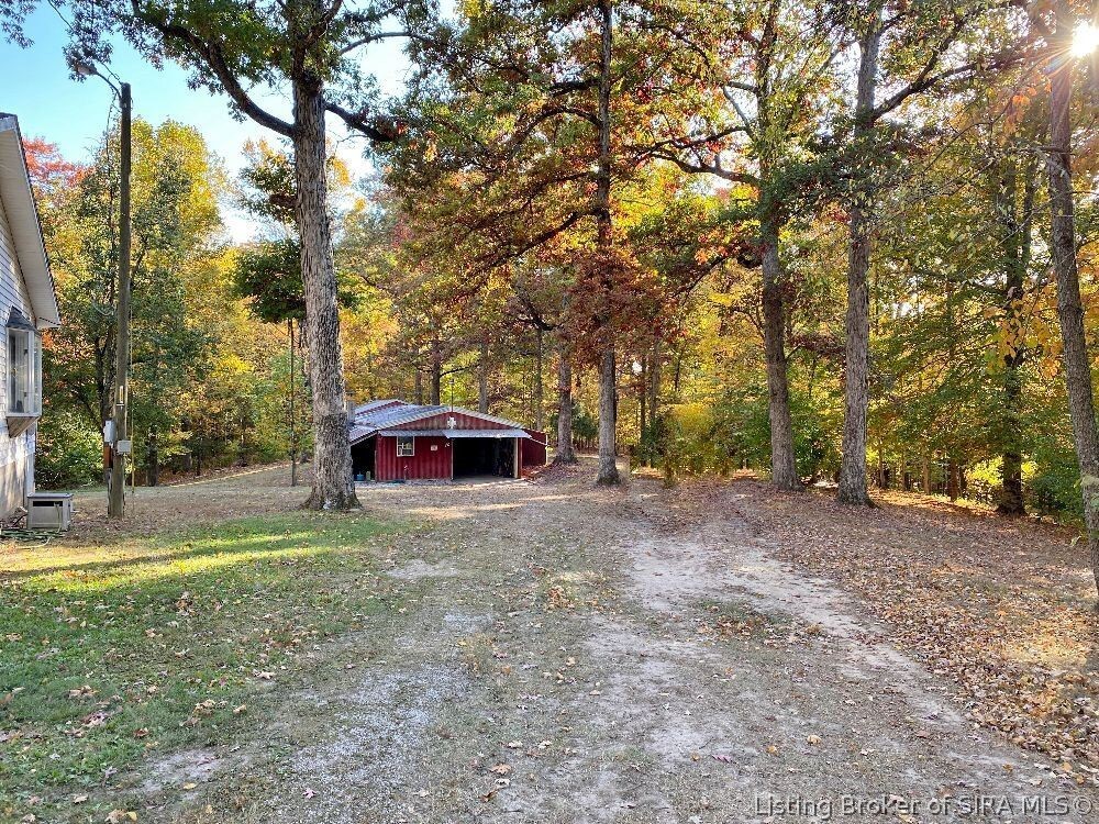 8995 Atkins Road Floyds Knobs, IN 47119 - Photo 16 of 51 Gallery Image 16