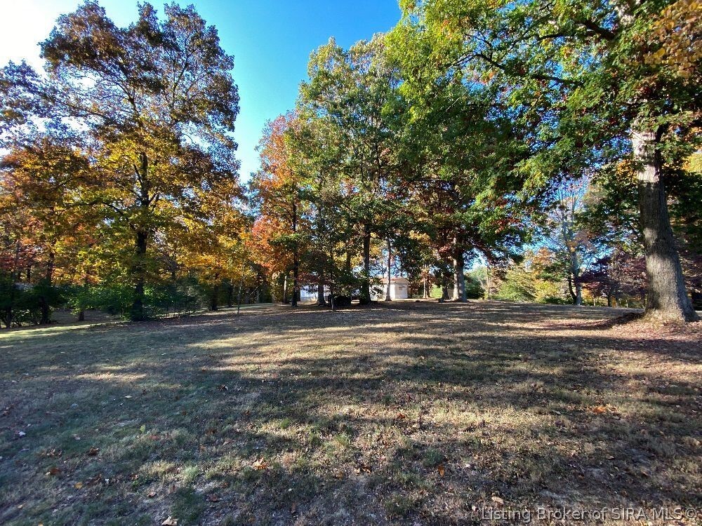 8995 Atkins Road Floyds Knobs, IN 47119 - Photo 8 of 51 Gallery Image 8