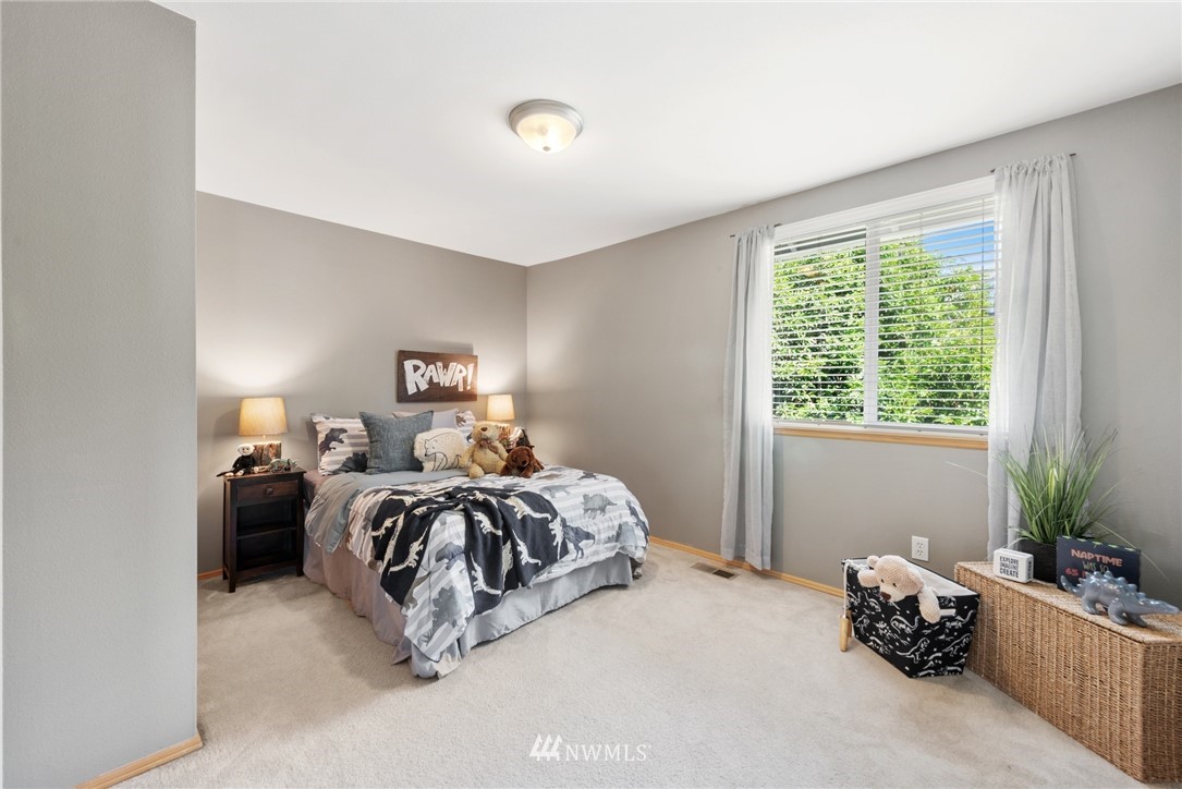 2578 Union Avenue Northeast Renton, WA 98059 - Photo 14 of 23 Gallery Image 14