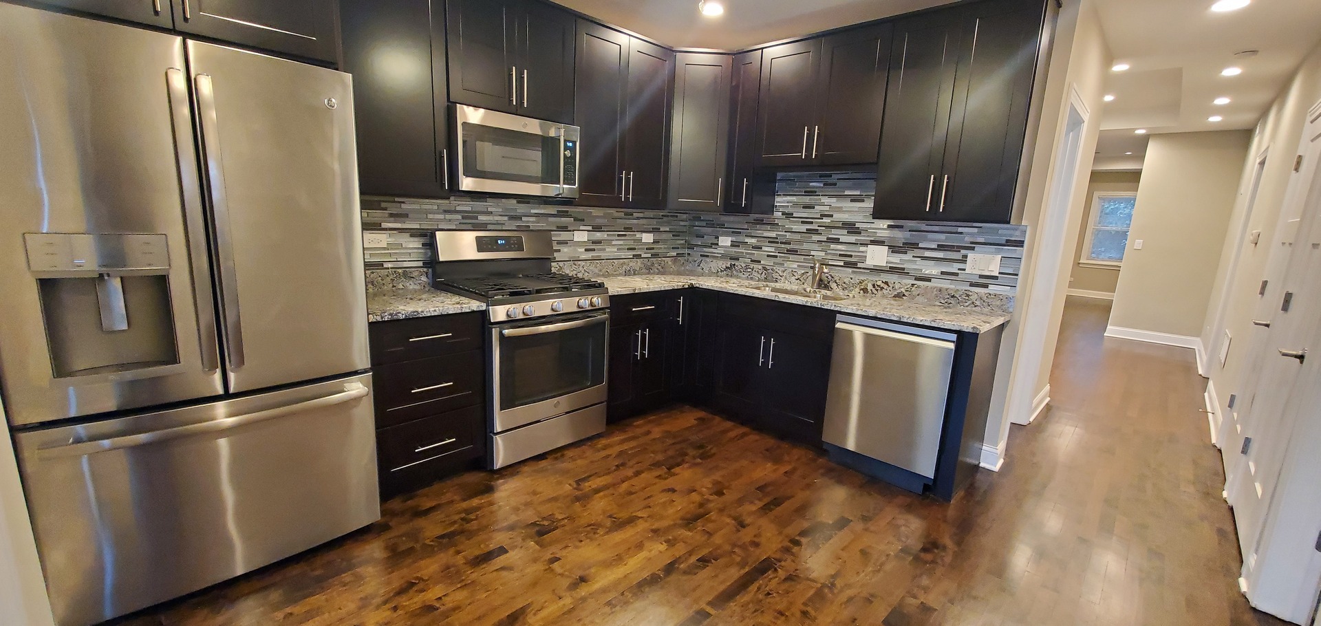 4139 West Fletcher Street, Unit 2 Chicago, IL 60641 - Photo 2 of 11