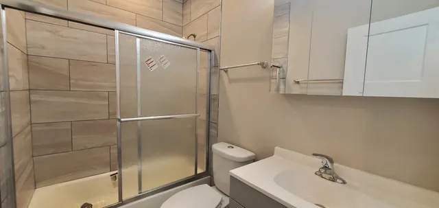 $2,150 | 4139 West Fletcher Street, Unit 2, Chicago, IL 60641