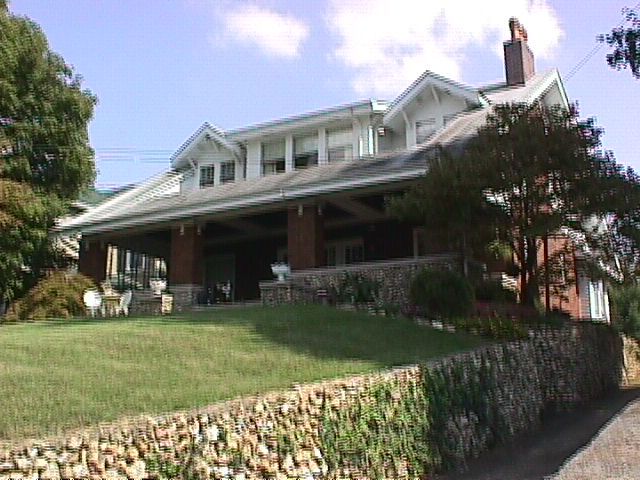 56 South Crest Road Chattanooga, TN 37404 - Photo 1 of 3 Primary Photo