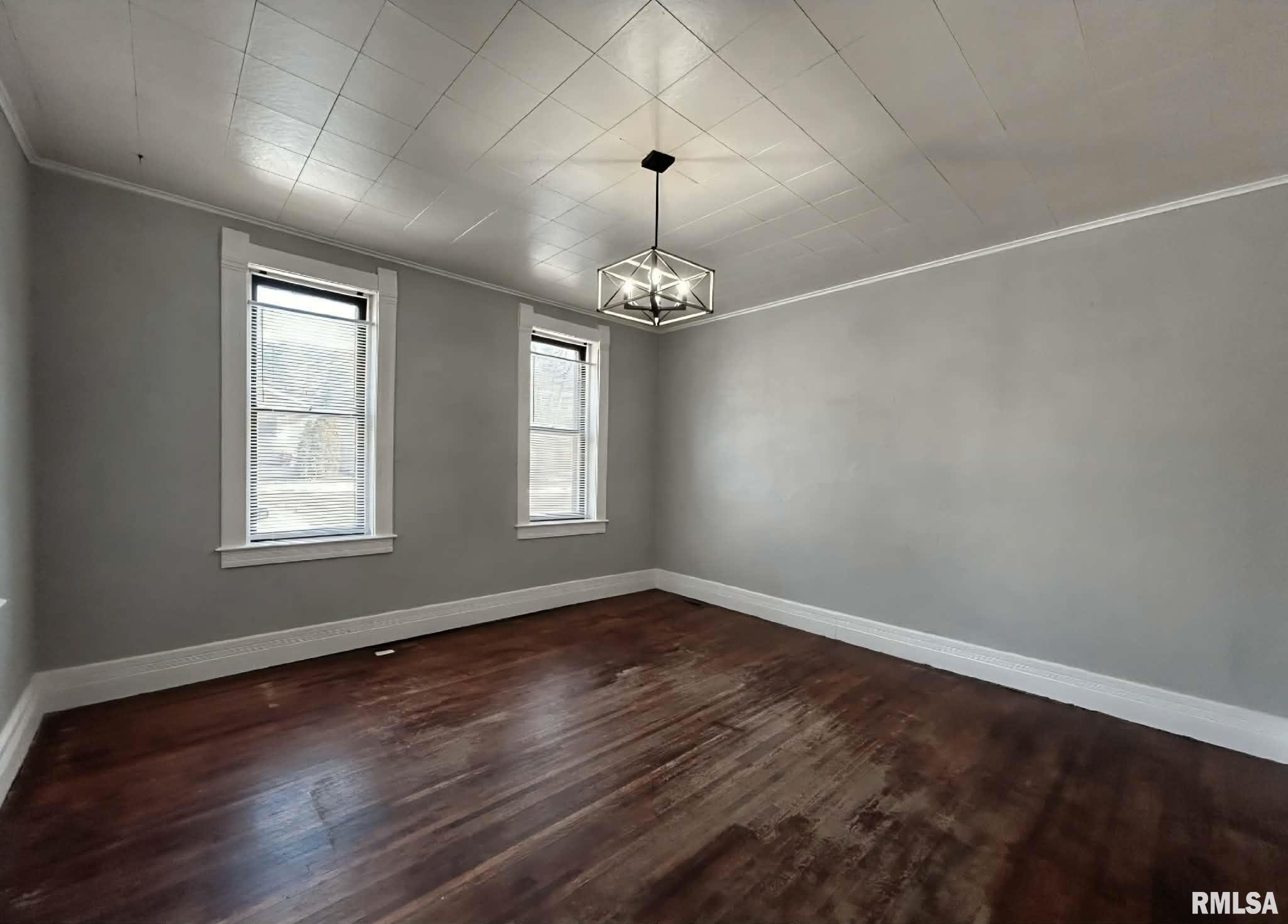824 South 11th Street Quincy, IL 62301 - Photo 9 of 15