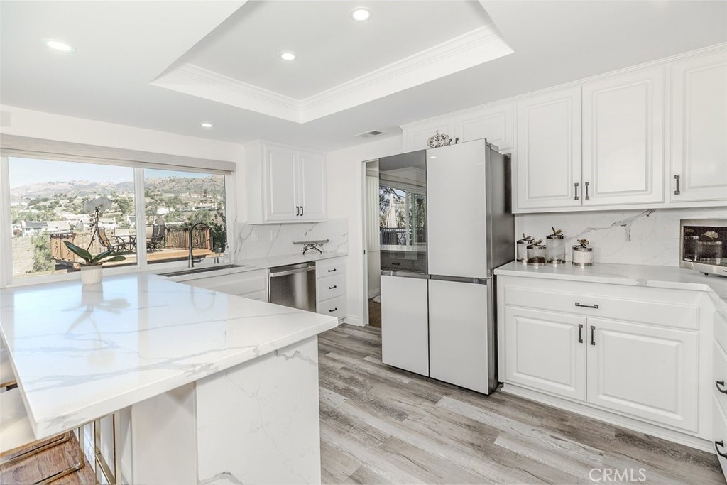 11801 Thunderbird Avenue Porter Ranch, CA 91326 - Photo 19 of 54