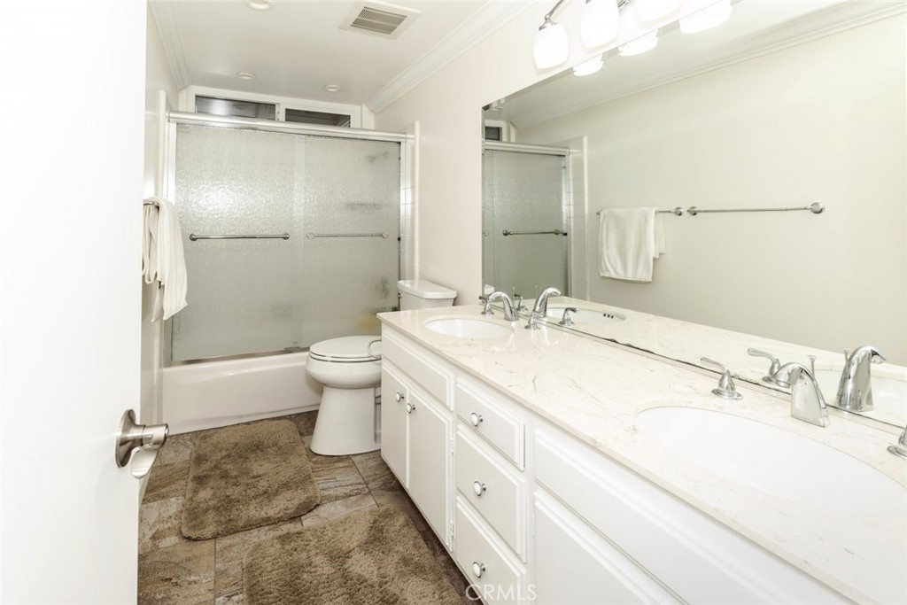 11801 Thunderbird Avenue Porter Ranch, CA 91326 - Photo 36 of 54