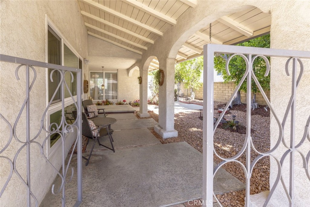 11801 Thunderbird Avenue Porter Ranch, CA 91326 - Photo 5 of 54