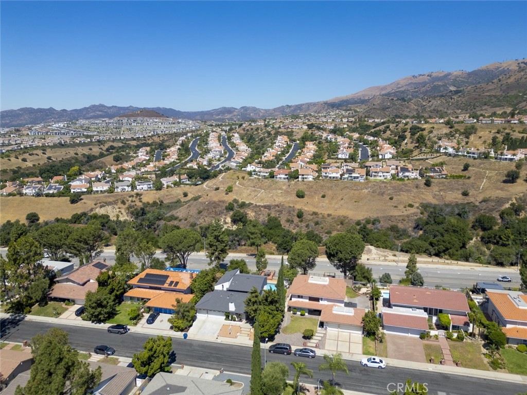 11801 Thunderbird Avenue Porter Ranch, CA 91326 - Photo 52 of 54