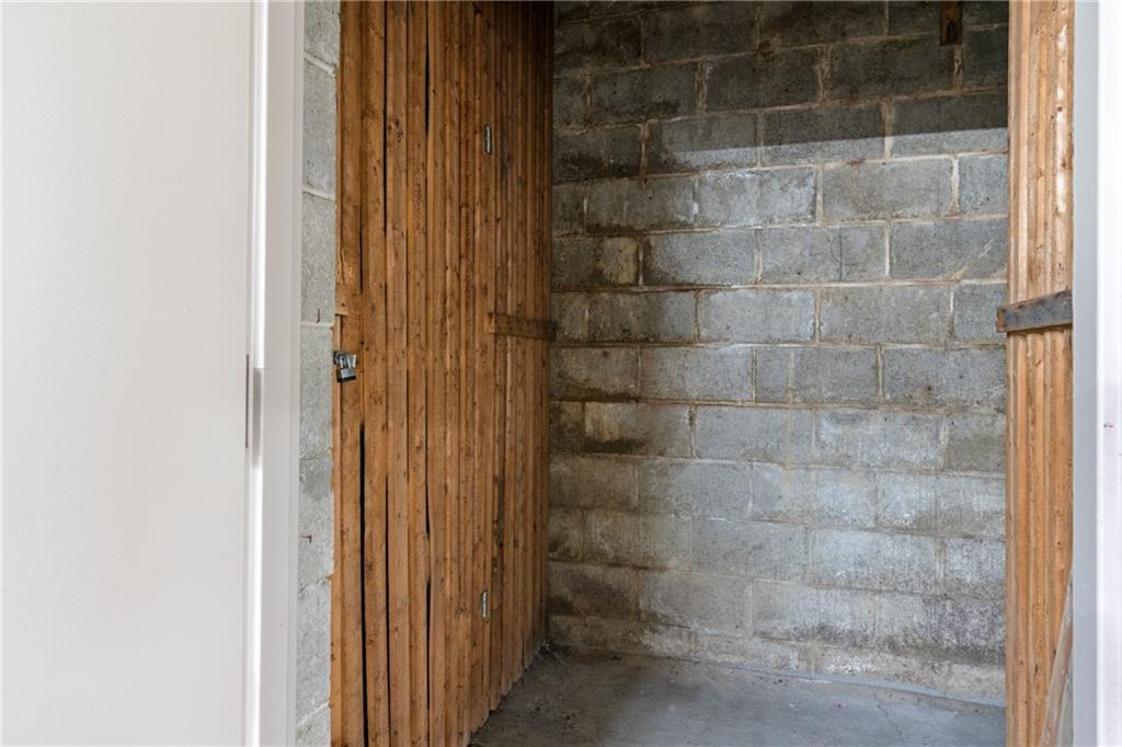 553 Sloop Road, Unit 34 Pittsburgh, PA 15237 - Photo 24 of 31 A designated storage locker allows space for your holiday items, luggage and more.
