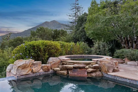 $7,950,000 | 65 Rock Road, Kentfield, CA 94904