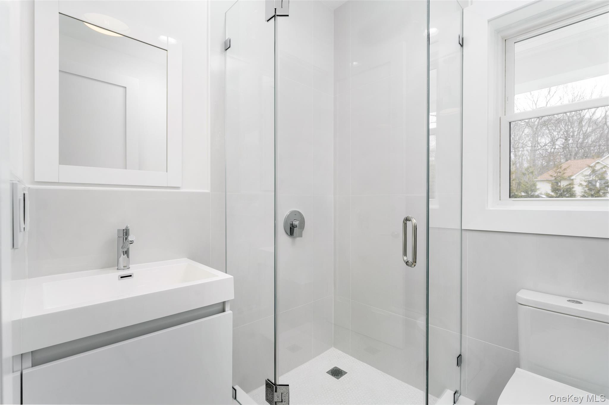 40 Waters Edge Road Southampton, NY 11968 - Photo 14 of 47