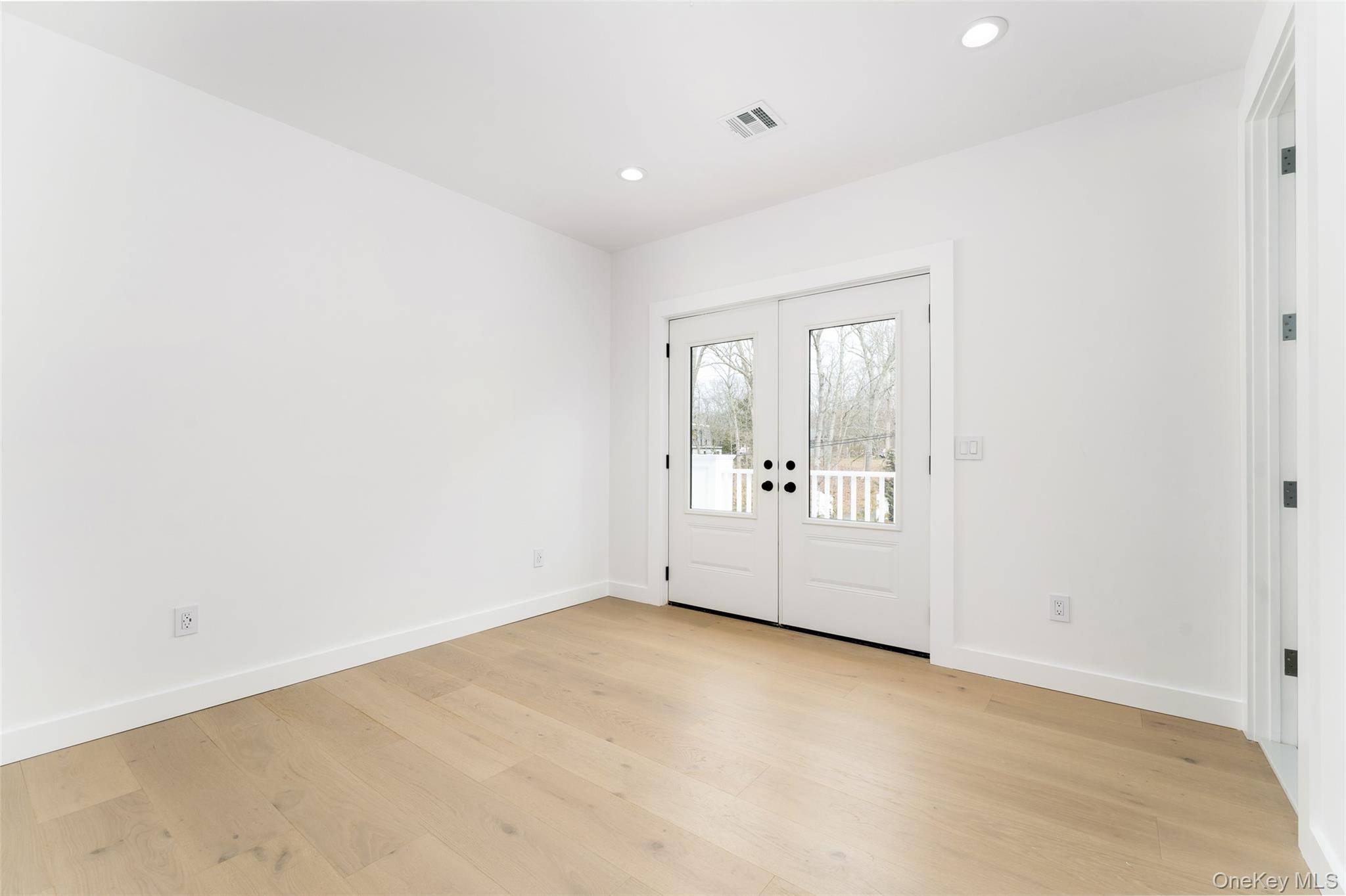 40 Waters Edge Road Southampton, NY 11968 - Photo 27 of 47