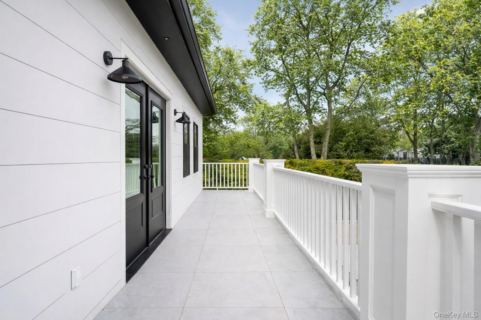 40 Waters Edge Road Southampton, NY 11968 - Photo 29 of 47