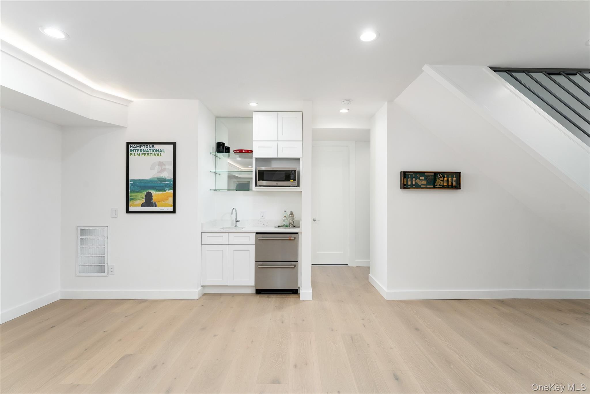 40 Waters Edge Road Southampton, NY 11968 - Photo 31 of 47