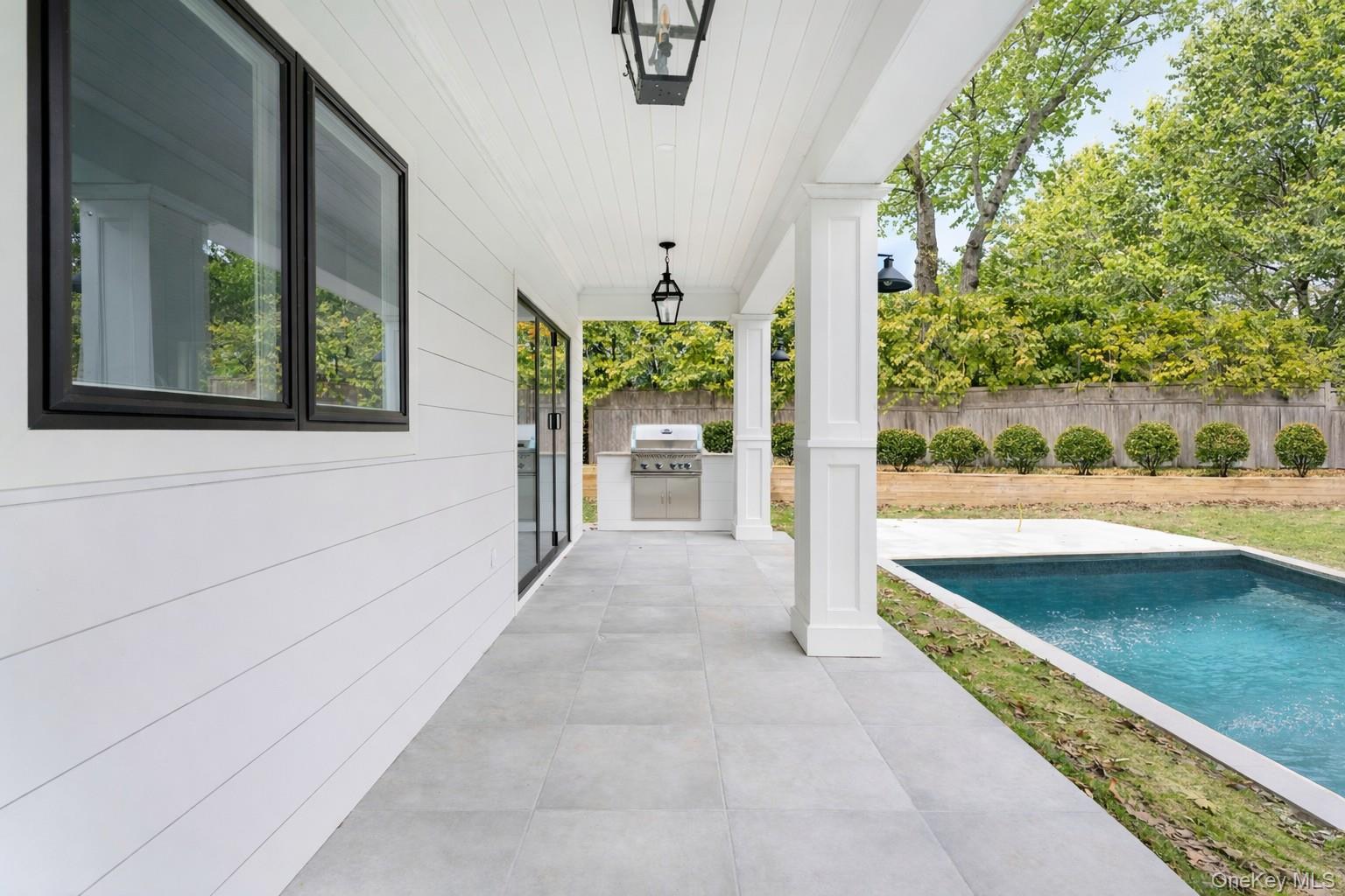 40 Waters Edge Road Southampton, NY 11968 - Photo 36 of 47