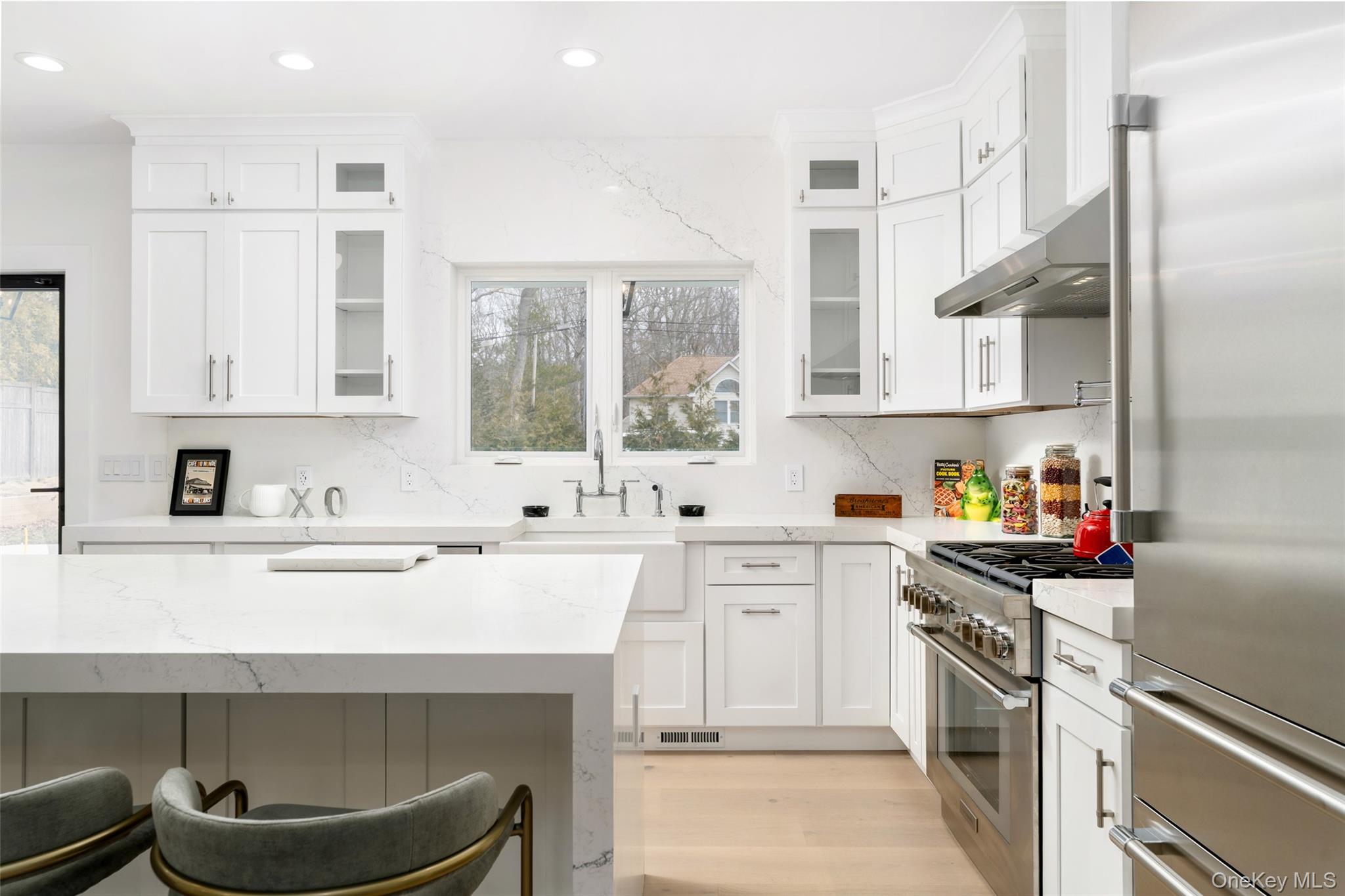 40 Waters Edge Road Southampton, NY 11968 - Photo 6 of 47