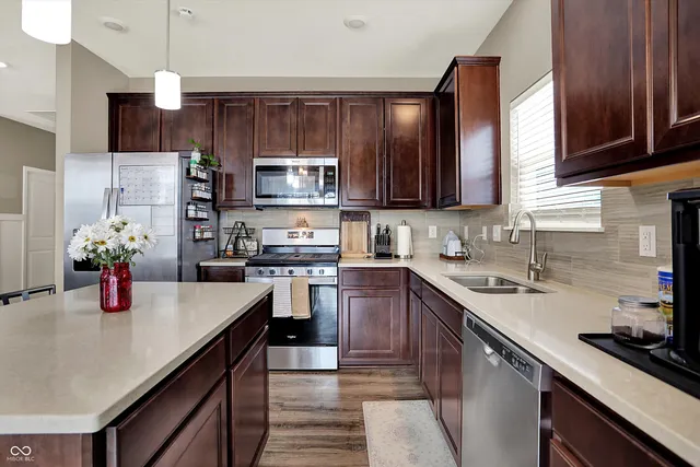 $325,000 | 1279 Bontrager Lane, Shelbyville, IN 46176