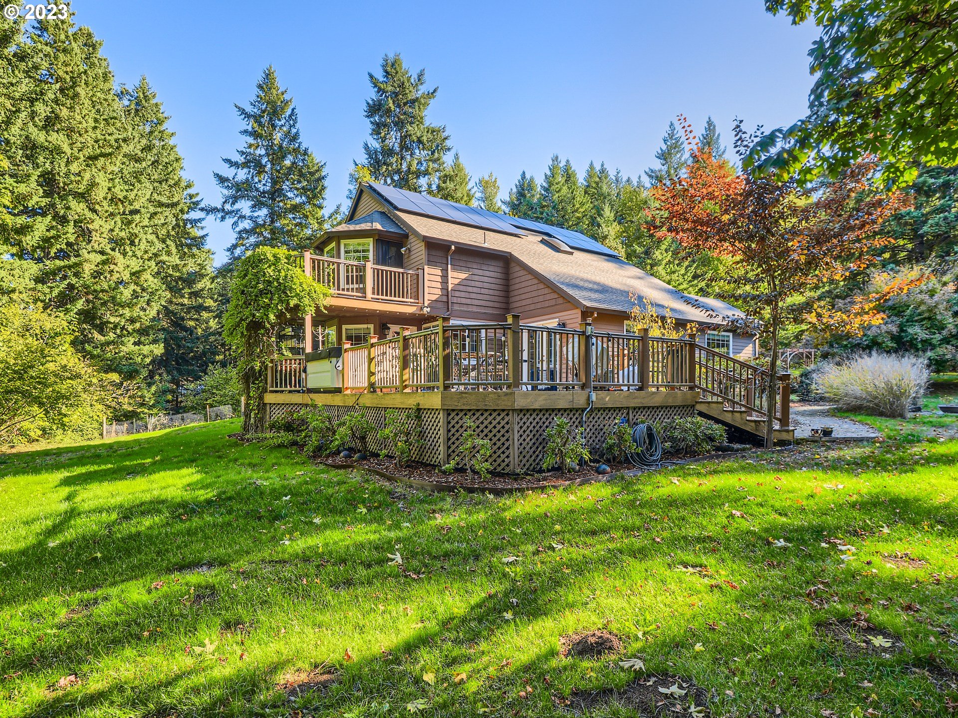 18400 South Walker Road Oregon City, OR 97045 - Photo 3 of 35 Gallery Image 3