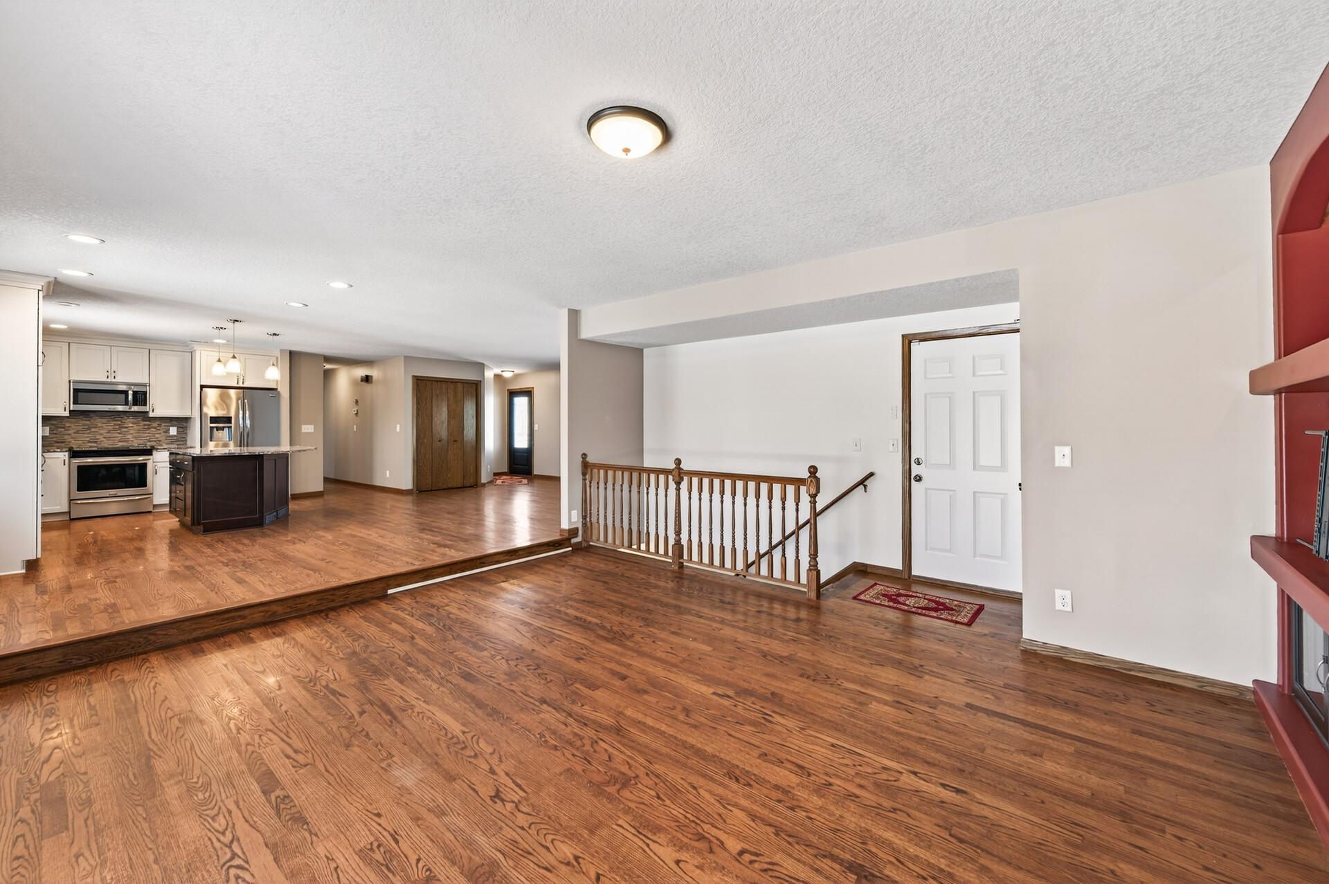 6840 Innsdale Avenue South Cottage Grove, MN 55016 - Photo 15 of 42