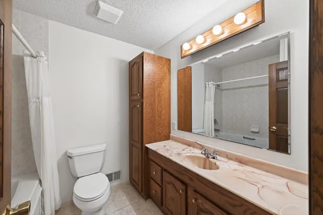 $380,000 | 6840 Innsdale Avenue South, Cottage Grove, MN 55016