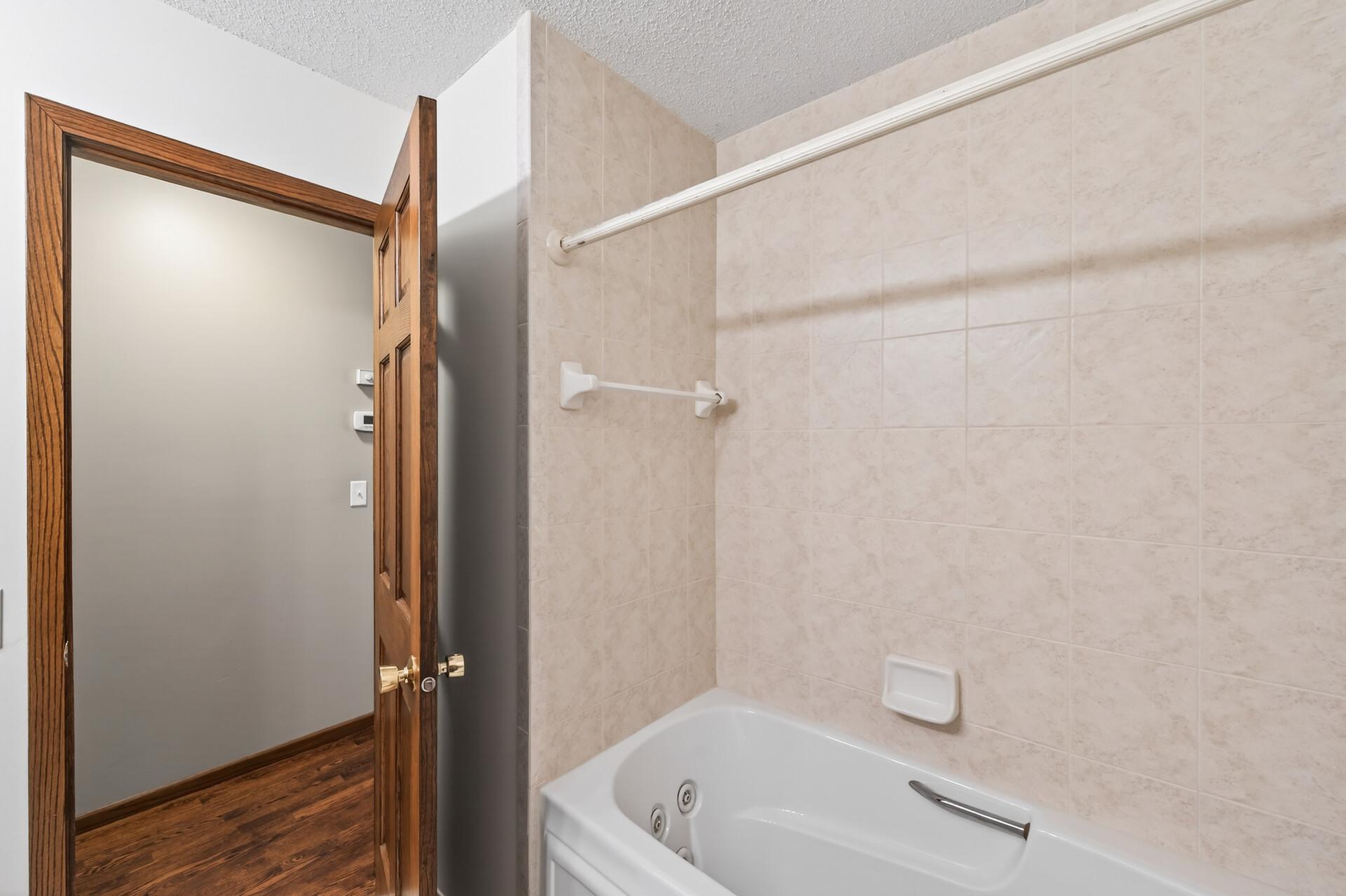 6840 Innsdale Avenue South Cottage Grove, MN 55016 - Photo 17 of 42