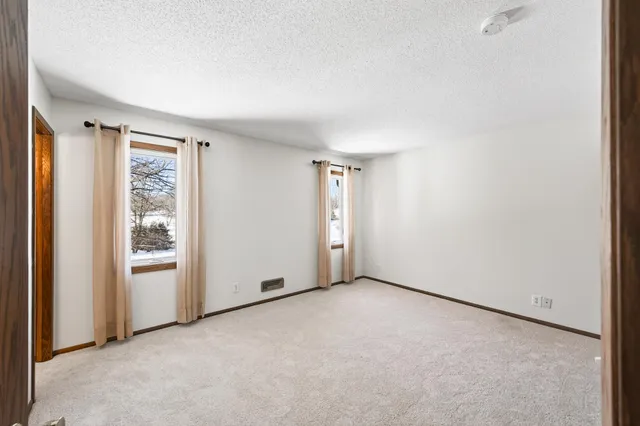 $380,000 | 6840 Innsdale Avenue South, Cottage Grove, MN 55016