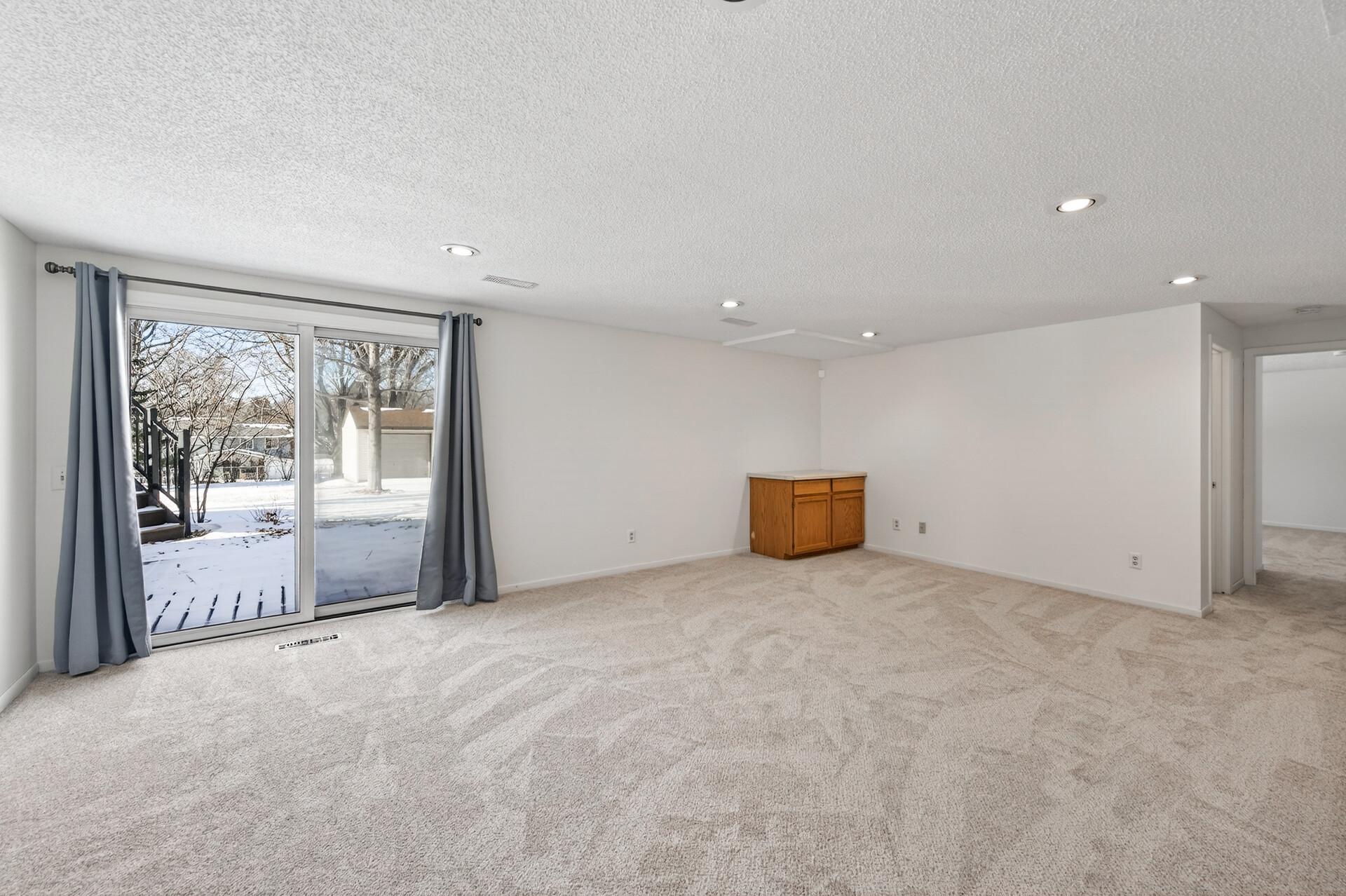 6840 Innsdale Avenue South Cottage Grove, MN 55016 - Photo 25 of 42