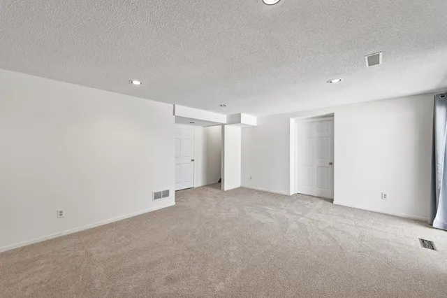 $380,000 | 6840 Innsdale Avenue South, Cottage Grove, MN 55016