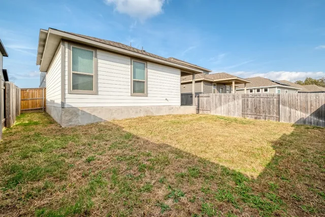$249,900 | 124 Drifter Lane, Jarrell, TX 76537
