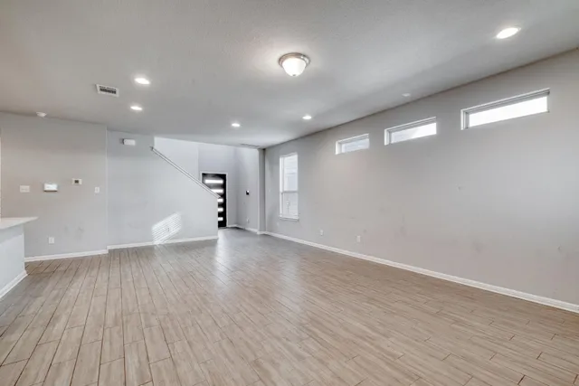 $249,900 | 124 Drifter Lane, Jarrell, TX 76537