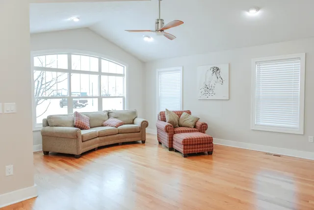 $379,000 | 210 Market Place, Benton Harbor, MI 49022