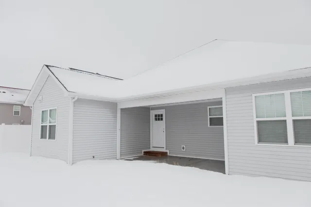 $379,000 | 210 Market Place, Benton Harbor, MI 49022