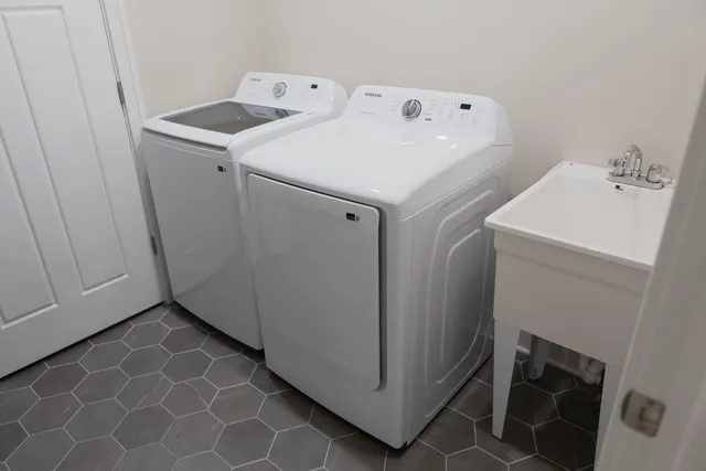 $379,000 | 210 Market Place, Benton Harbor, MI 49022