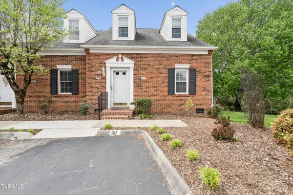 $239,000 | 400 Sunset Drive, Unit K50, Johnson City, TN 37604