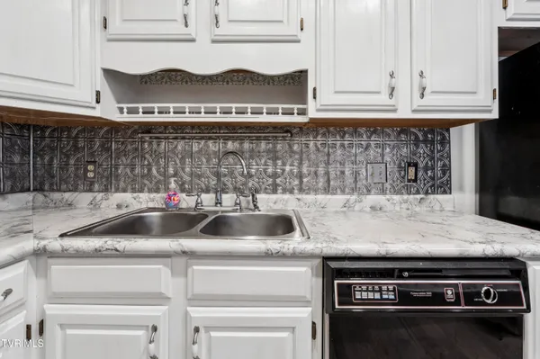 $239,000 | 400 Sunset Drive, Unit K50, Johnson City, TN 37604