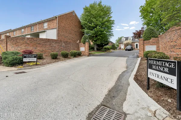 $239,000 | 400 Sunset Drive, Unit K50, Johnson City, TN 37604