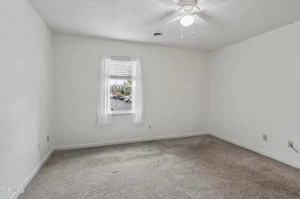 $239,000 | 400 Sunset Drive, Unit K50, Johnson City, TN 37604