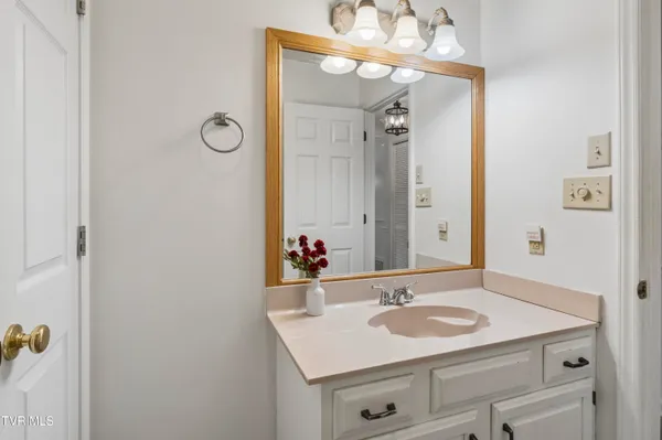 $239,000 | 400 Sunset Drive, Unit K50, Johnson City, TN 37604