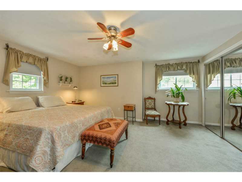 5 Edgewater Road Narragansett, RI 02882 - Photo 10 of 15 Master Bedroom.