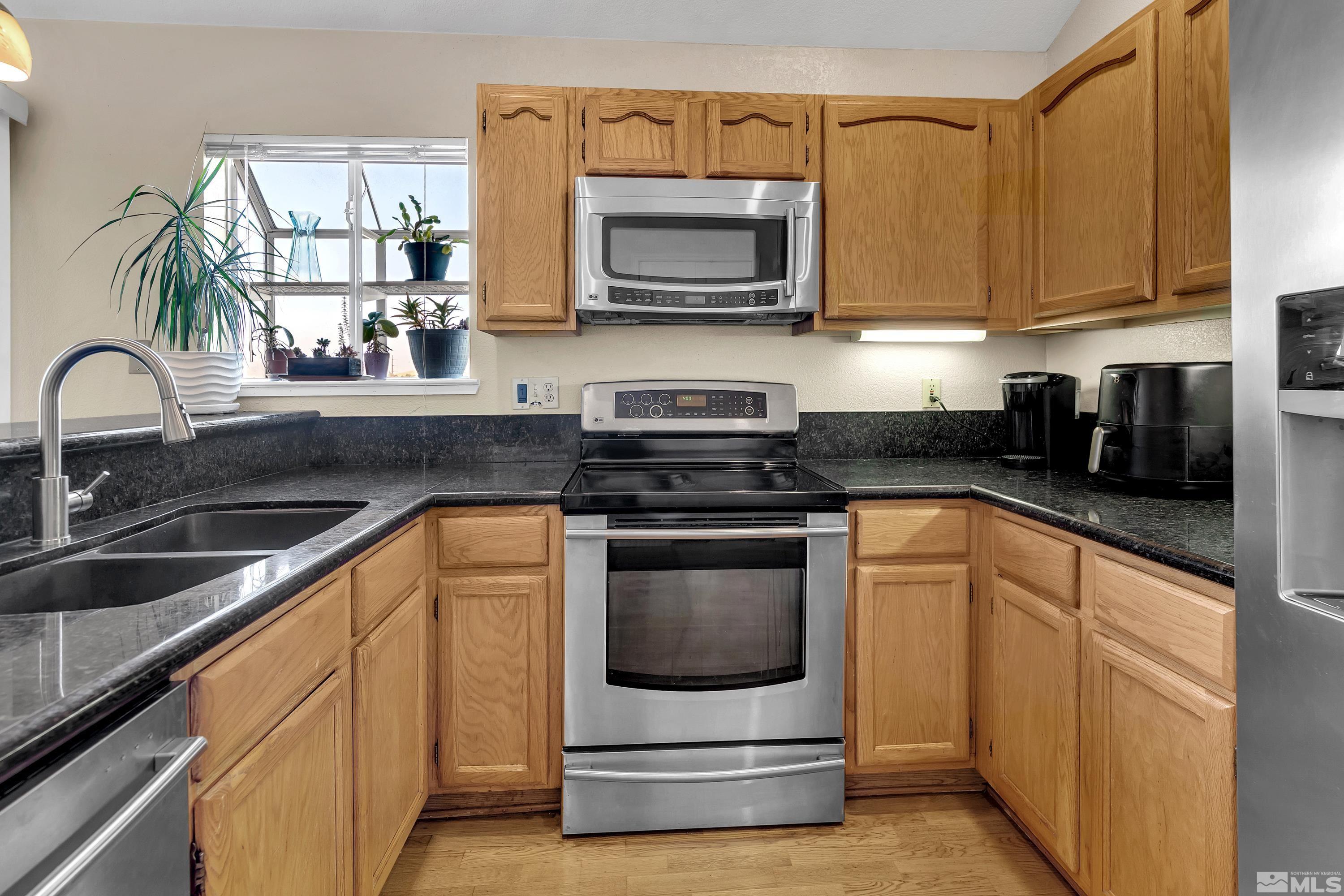 1012 Buck Mountain Road Reno, NV 89506 - Photo 6 of 25 Photo 6