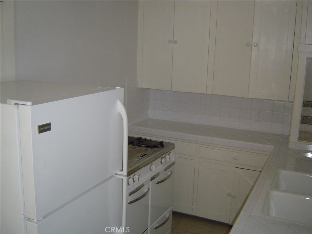 3260 Main Street Riverside, CA 92501 - Photo 14 of 17