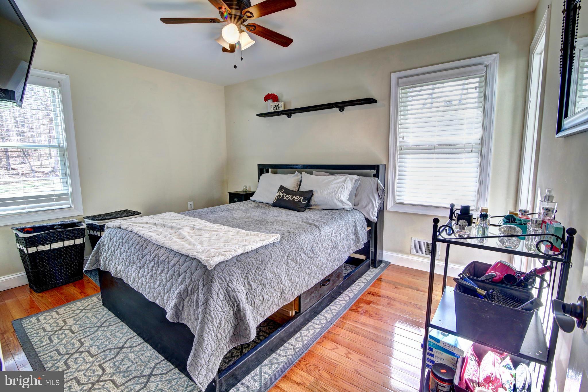 20688 Gleedsville Road Leesburg, VA 20175 - Photo 9 of 28 Bedroom (Master)