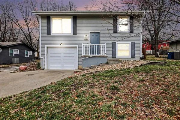 $212,500 | 440 Grover Street, Liberty, MO 64068