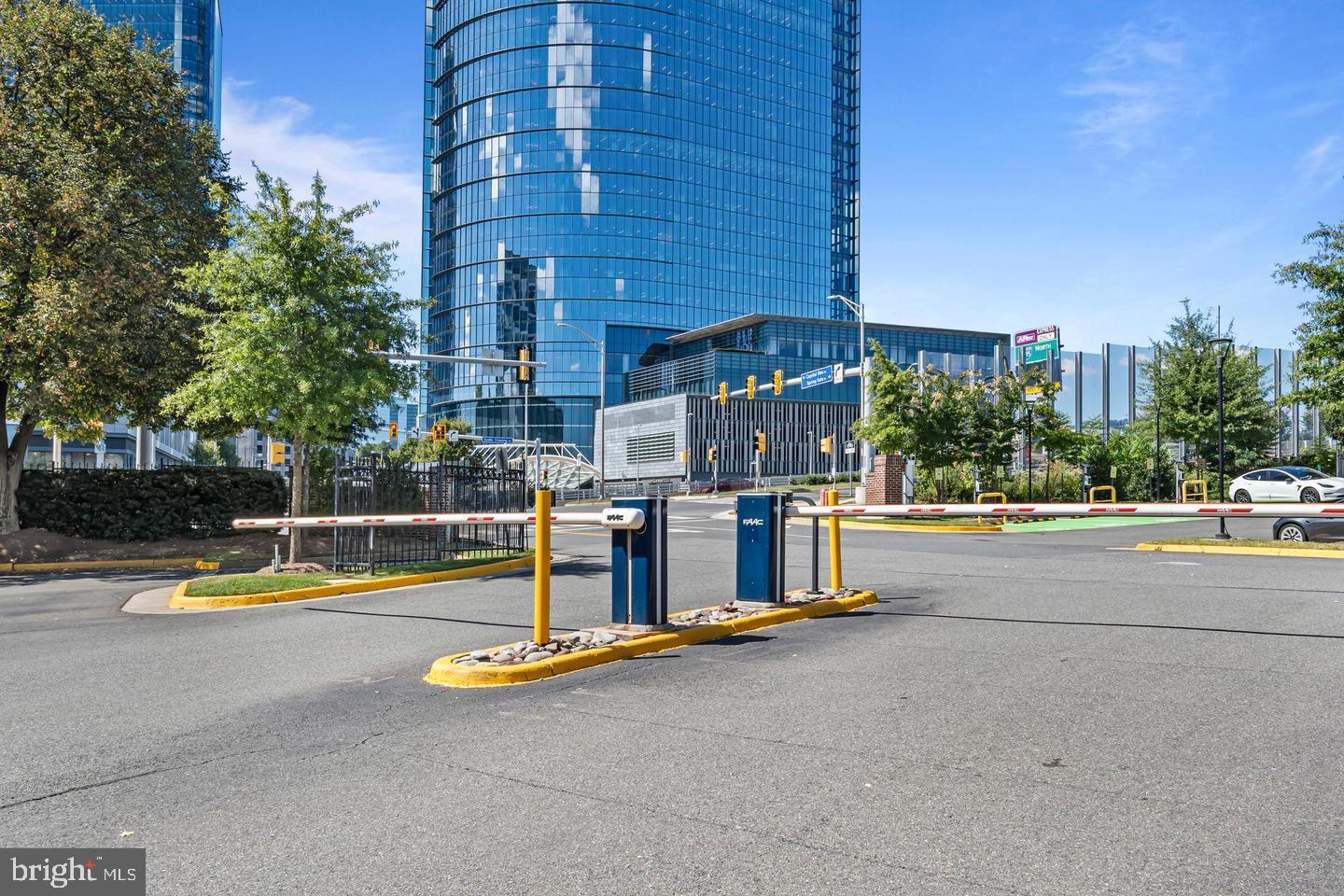 1580 Spring Gate Dr., Unit 4406 McLean, VA 22102 - Photo 38 of 43