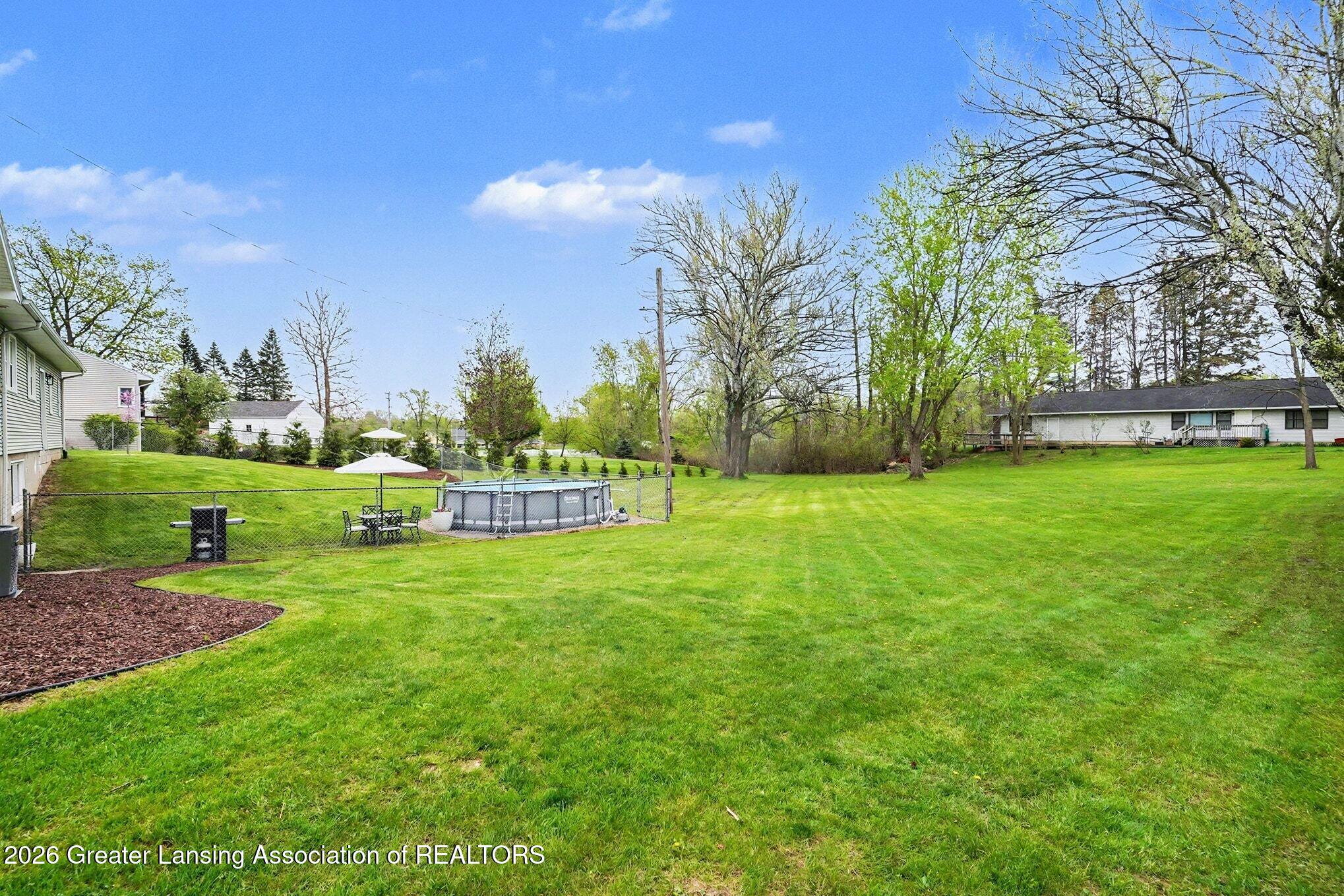 6285 Bishop Road Lansing, MI 48911 - Photo 32 of 38 035_file_3798