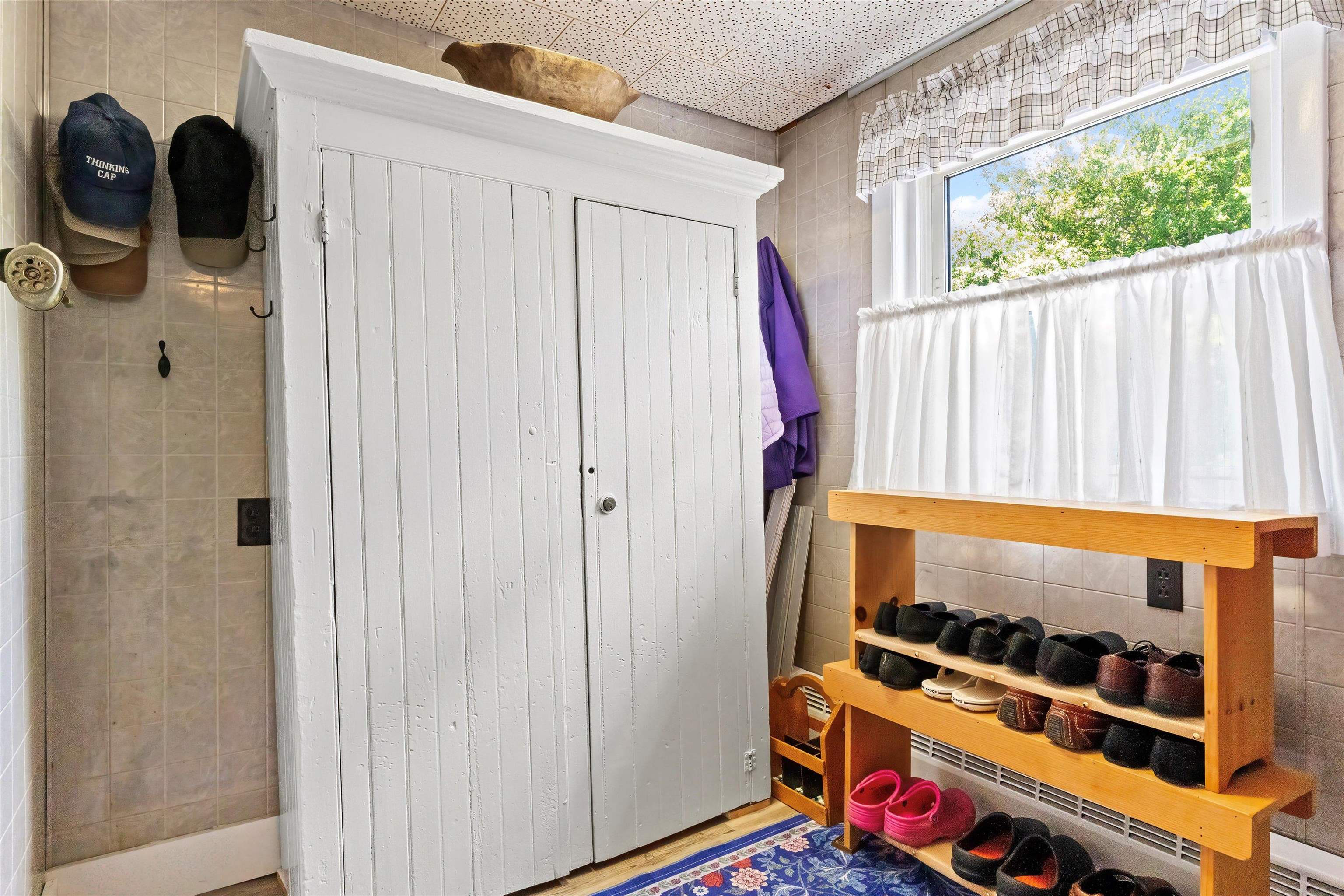 1041 Bridge Street Manchester, NH 03104 - Photo 21 of 50