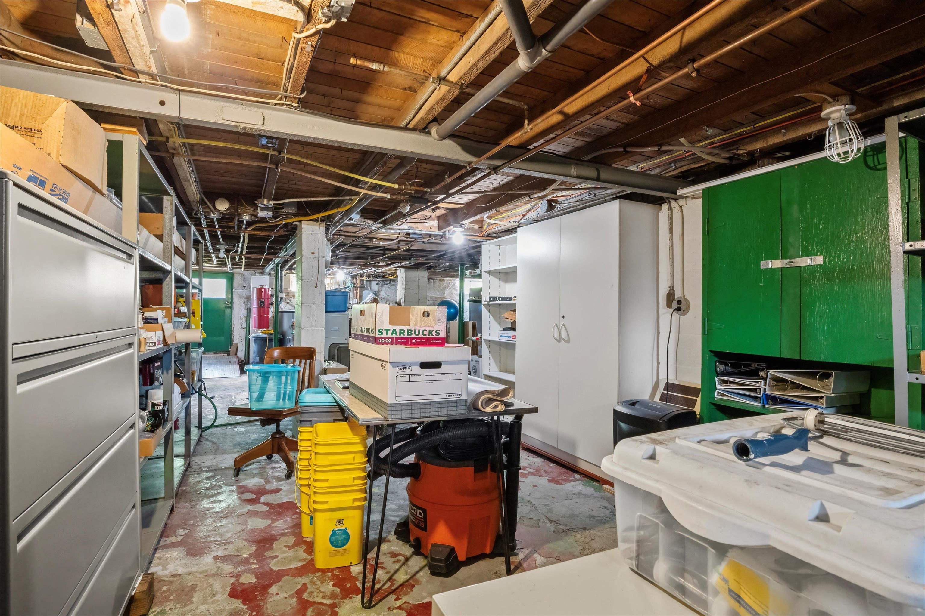 1041 Bridge Street Manchester, NH 03104 - Photo 25 of 50