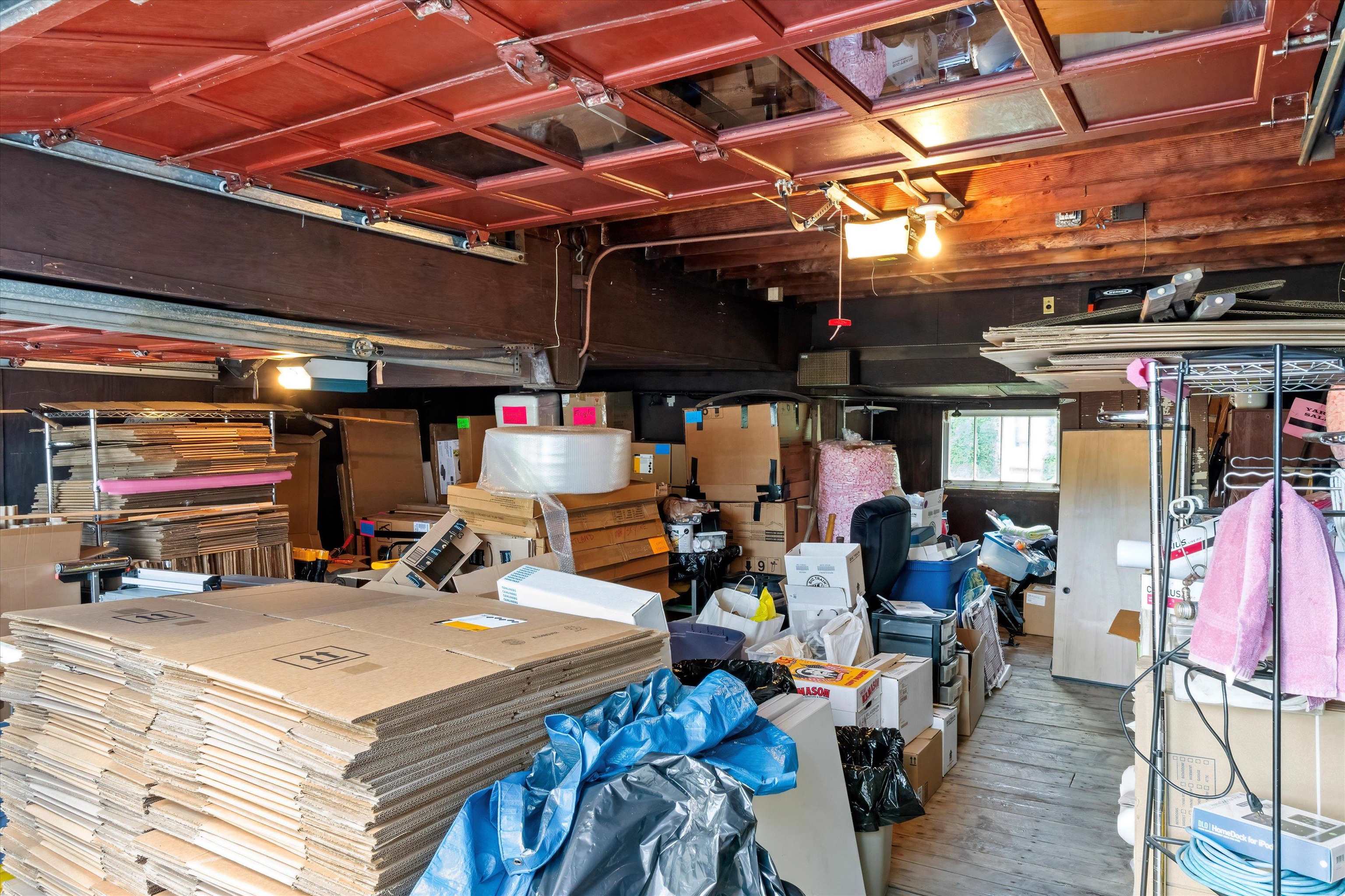 1041 Bridge Street Manchester, NH 03104 - Photo 29 of 50