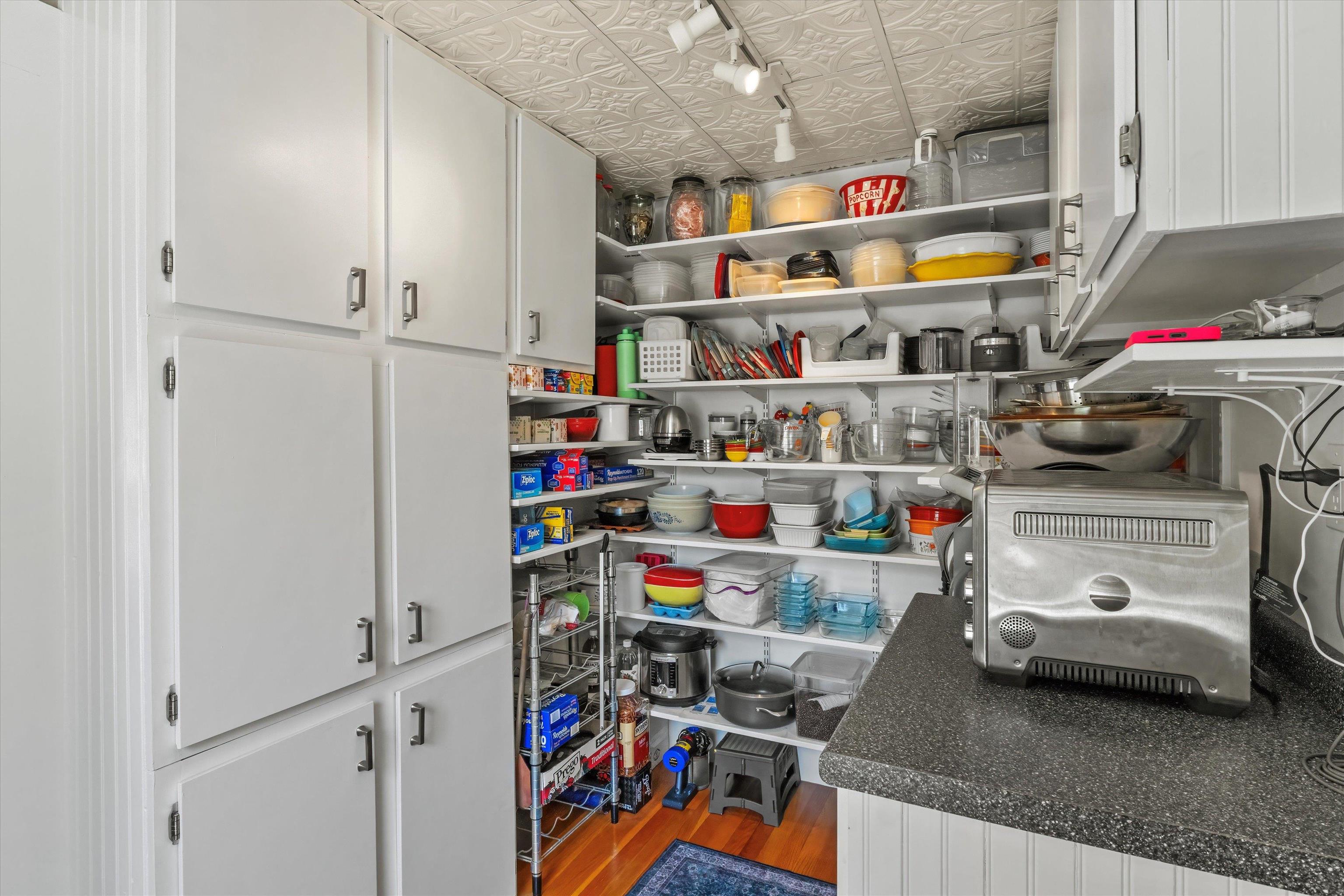 1041 Bridge Street Manchester, NH 03104 - Photo 7 of 50